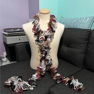 Beautiful Artisan Crafted Ladder, Ruffled Yarn Scarf
